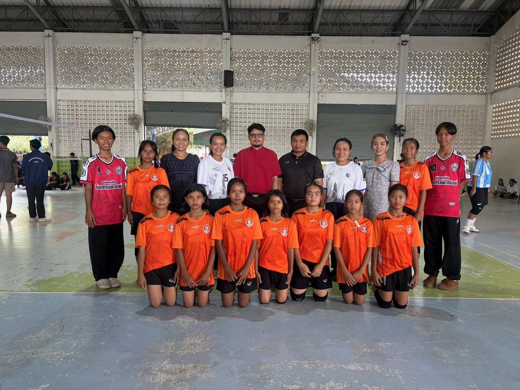 แข่งขันกีฬาวอลเลย์บอลเยาวชน รุ่นอายุไม่เกิน 15 ปี